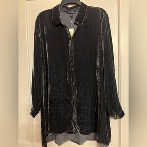 Eileen Fisher velvet blouse❤️